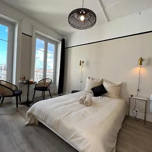  Appartement Athos