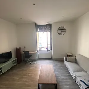  Appartement T2 Rénové Part-dieu